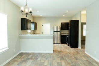 1812 Johnson St in Nacogdoches, TX - Building Photo - Building Photo