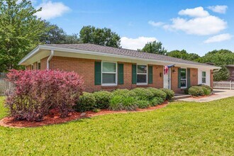 512 23rd St in Niceville, FL - Building Photo - Building Photo