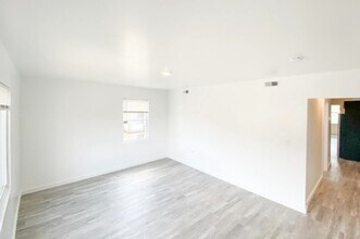 4609 Quarles St NE in Washington, DC - Foto de edificio - Building Photo