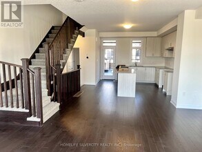 400 Newman Dr in Cambridge, ON - Building Photo - Building Photo