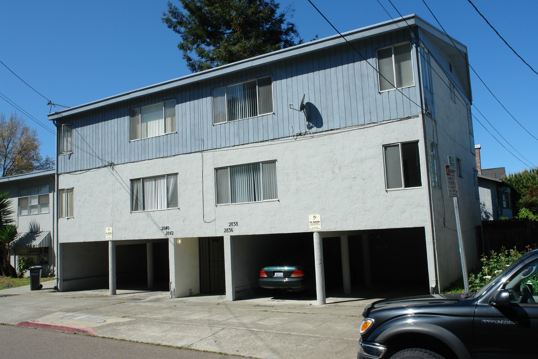 2836-2876 Milvia St in Berkeley, CA - Building Photo