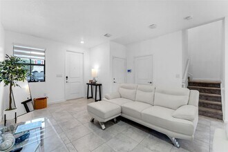 25160 SW 114th Ave in Homestead, FL - Building Photo - Building Photo