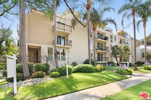 1885 Veteran Ave in Los Angeles, CA - Building Photo