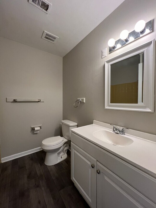 515 N Martin Luther King Jr Dr in Winston-Salem, NC - Building Photo - Building Photo