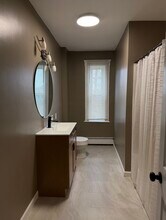 3 Malden St, Unit 1 in Worcester, MA - Foto de edificio - Building Photo