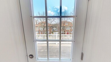 244 Winchester St in Brookline, MA - Building Photo - Building Photo