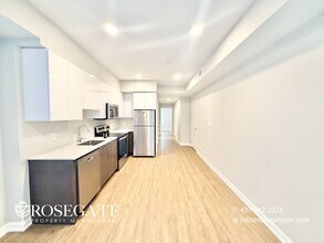 708 Woolwich St in Guelph, ON - Building Photo - Building Photo