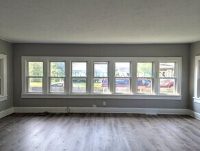 1309 Yonge St in Rockford, IL - Building Photo - Building Photo