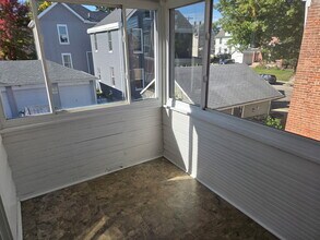 3959 Hazel Ave, Unit 3959 Hazel Ave Apt 2 in Cincinnati, OH - Building Photo - Building Photo