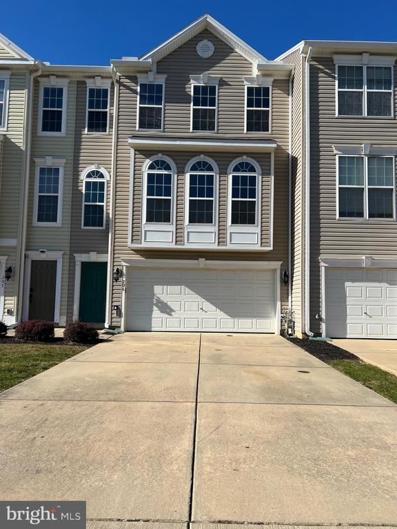property at 206 Brook Meadow Dr