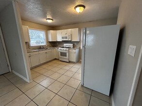 1422 W 35th St in Indianapolis, IN - Building Photo - Building Photo