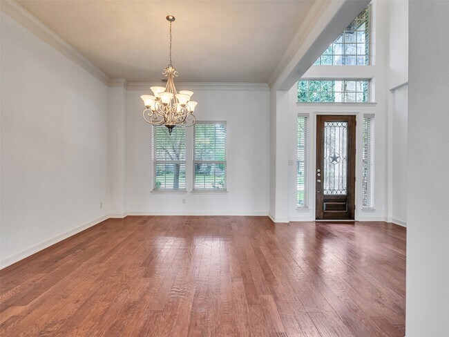 property at 28003 Iberville Glen Dr