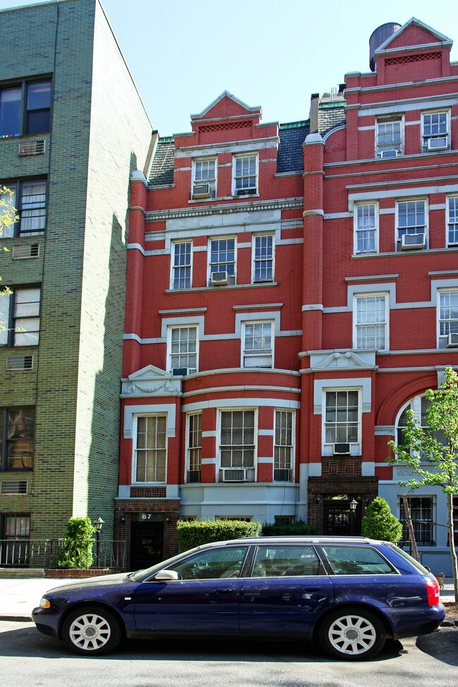 67 West 85th Street in New York, NY - Foto de edificio - Building Photo