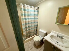 199 Belleville Ave, Unit 1S in New Bedford, MA - Building Photo - Building Photo