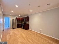 1833 Master St photo'