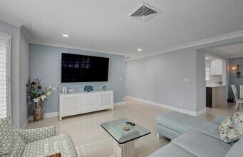 1299 S Ocean Blvd in Boca Raton, FL - Building Photo - Building Photo