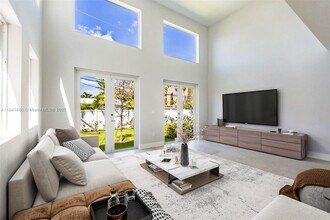 619 NE 14th Ave in Fort Lauderdale, FL - Building Photo - Building Photo