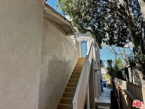 18942 Covello St in Los Angeles, CA - Building Photo - Building Photo