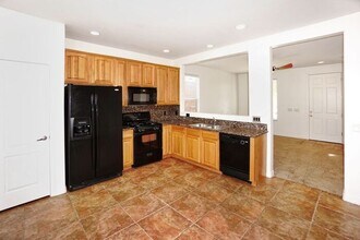 3261 N Surging Waters Pl in Tucson, AZ - Building Photo - Building Photo