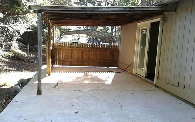 property at 3825 Scarsborough Dr SW