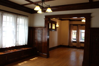 2942 N Murray Ave in Milwaukee, WI - Building Photo - Building Photo