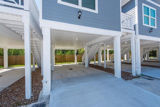 property at 203 6th St