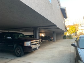 729 Highland Ave in San Mateo, CA - Foto de edificio - Building Photo