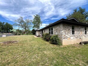 2503 Biggs Dr in Austin, TX - Building Photo - Building Photo