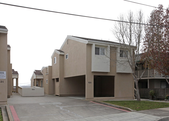 531 Watson St in Monterey, CA - Foto de edificio - Building Photo