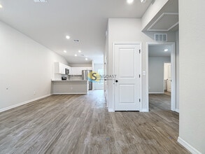 27169 Washington St in Port Charlotte, FL - Building Photo - Building Photo