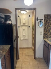 75-5776-5776 Kuakini Hwy in Kailua Kona, HI - Building Photo - Building Photo