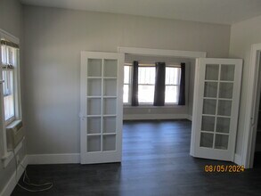 831 Congress St in Emporia, KS - Foto de edificio - Building Photo