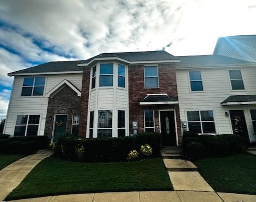 property at 5724 Giddyup Ln