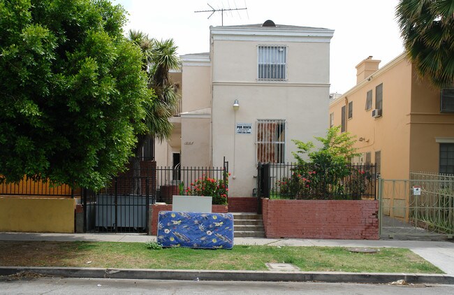 814 S Serrano Ave in Los Angeles, CA - Foto de edificio - Building Photo