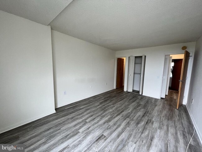 241 S 6th St in Philadelphia, PA - Building Photo - Building Photo