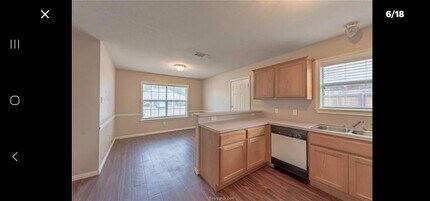 2813 Hard Rock Cir in Bryan, TX - Building Photo - Building Photo