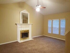 4857 Rialto Ridge Dr in West Chester Township, OH - Building Photo - Building Photo