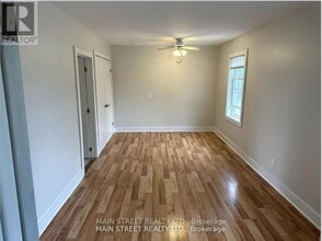 280-280 Bells Ln in Innisfil, ON - Building Photo - Building Photo