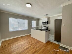 1114 W 45th St in Kansas City, MO - Building Photo - Building Photo