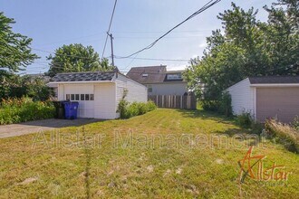4661 W 146th St in Cleveland, OH - Building Photo - Building Photo