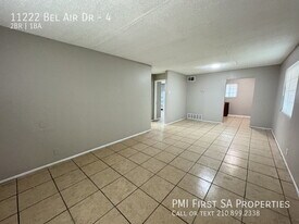 11222 Belair Dr in San Antonio, TX - Building Photo