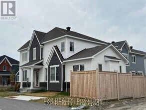 1861 Haiku St in Ottawa, ON - Building Photo - Building Photo