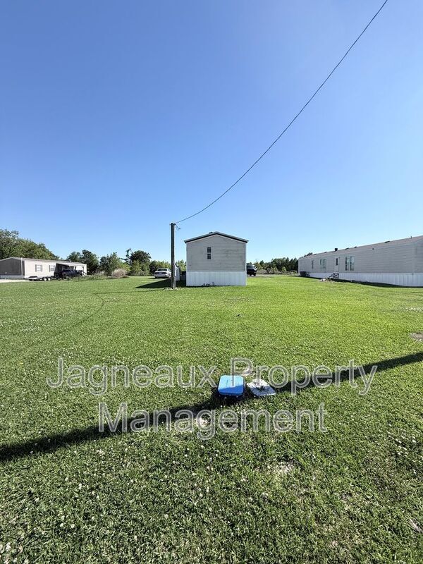 7775 LA-1133 in Sulphur, LA - Building Photo - Building Photo