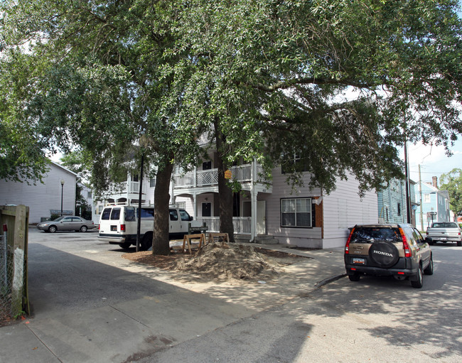 Nunan Apartment in Charleston, SC - Building Photo - Building Photo