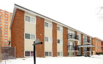 10345 123rd St NW in Edmonton, AB - Building Photo