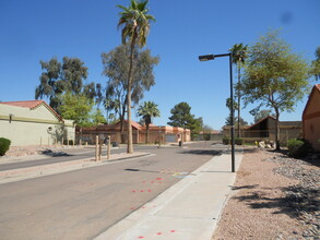 1317 E Cobb Dr in Tempe, AZ - Building Photo - Building Photo