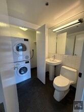 East 39th Street in New York, NY - Building Photo - Building Photo