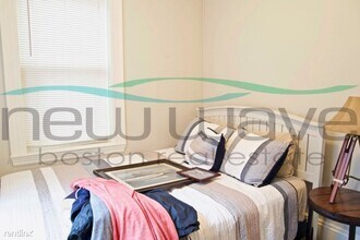 51 Joy St-Unit -Apt 4 in Boston, MA - Building Photo - Building Photo