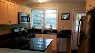 4709 South Blvd in North Charleston, SC - Building Photo - Building Photo