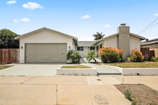 4625 Glacier Ave in San Diego, CA - Building Photo